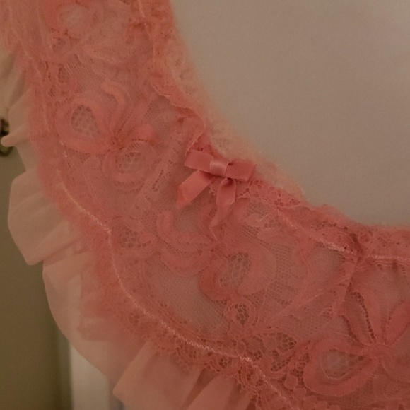 Vintage pink nightgown - Picture 8 of 8